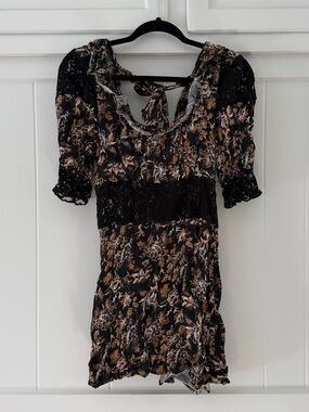 Free People - Black Floral Lace-Accent Short Dress